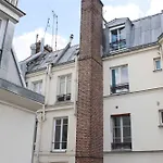 Spacious And Bright Aparment Of 60 M