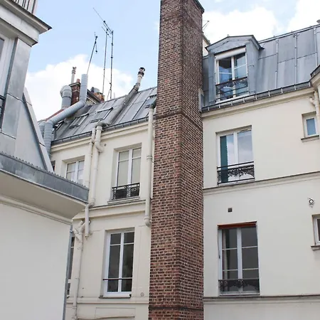 Spacious And Bright Aparment Of 60 M * Parigi